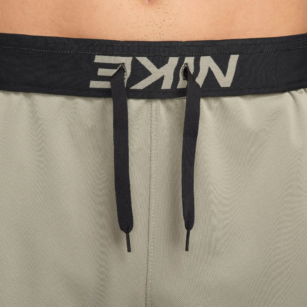 Nike Shorts FB4196-320 Verde Poliester3.jpg